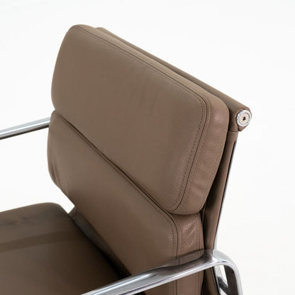 Soft Pad Management Desk Chair, Model EA435