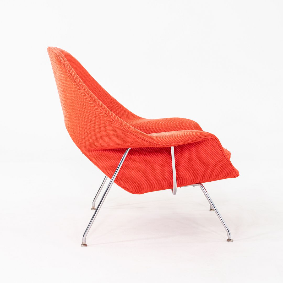 Womb Lounge Chair and Ottoman