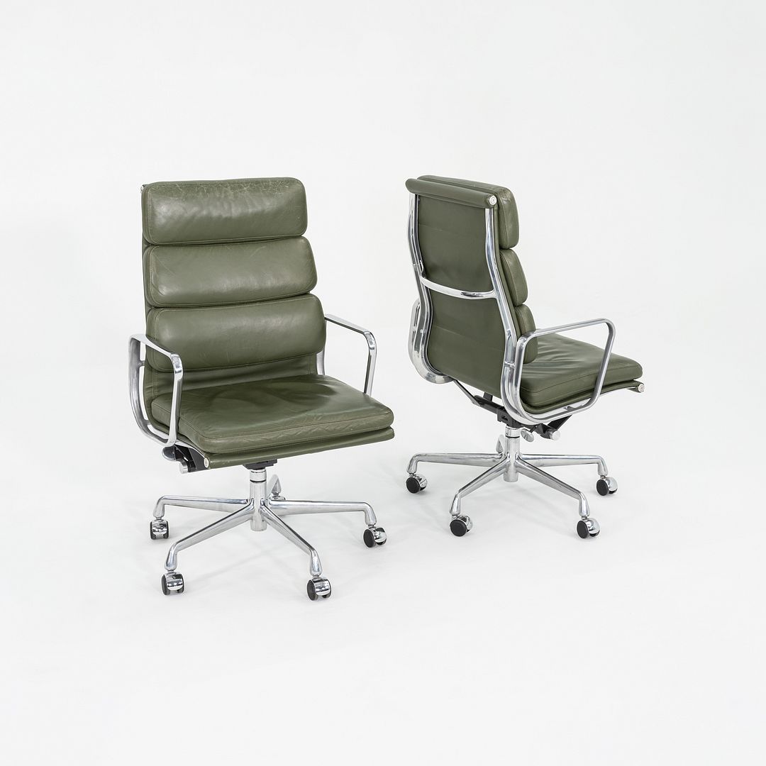 Soft Pad Executive Chair, Model EA437