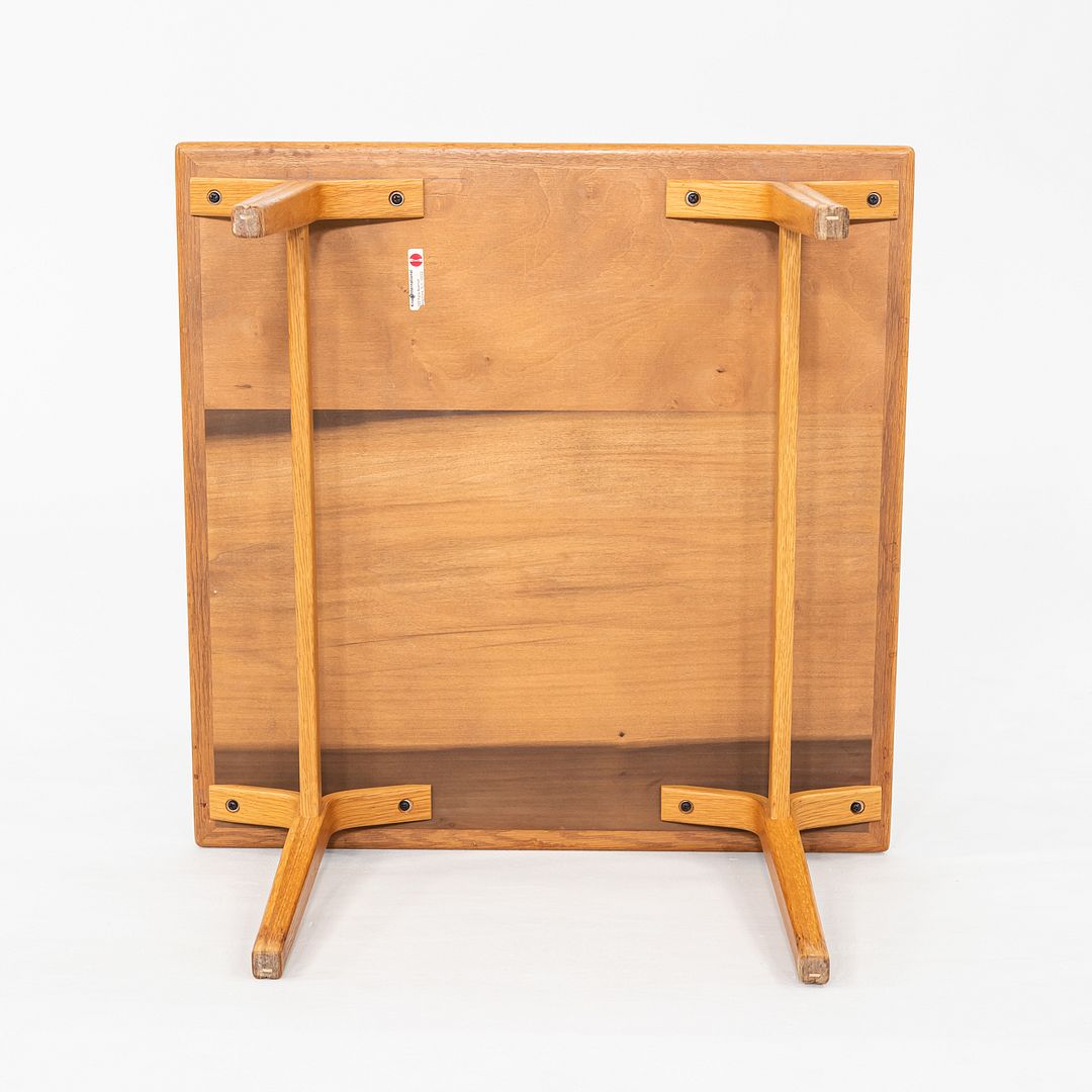 1300 Series Side Table