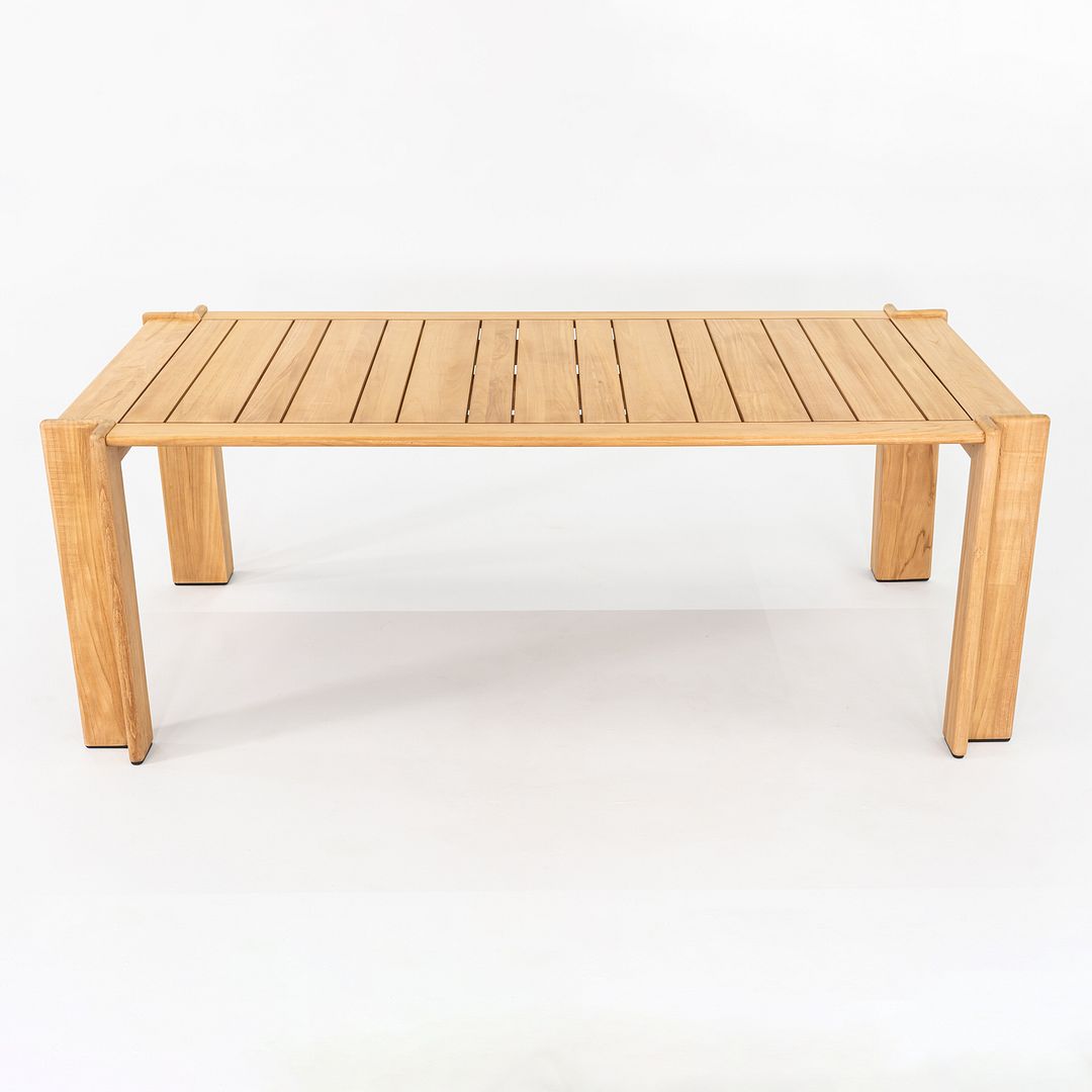 Atmosfera Dining Table