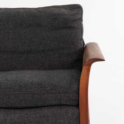 Model 500 Lounge Chair