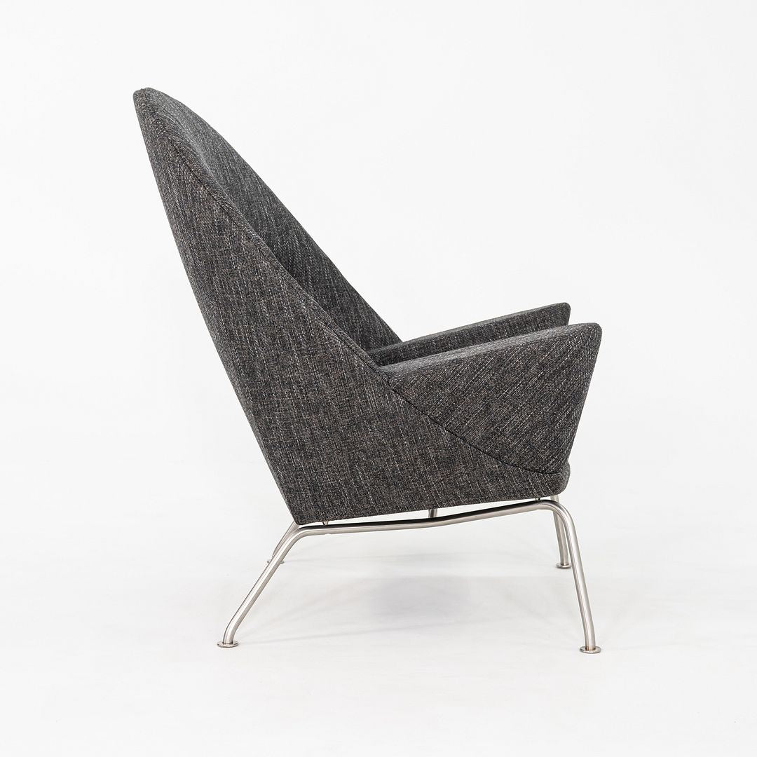 CH468 Oculus Lounge Chair and Ottoman