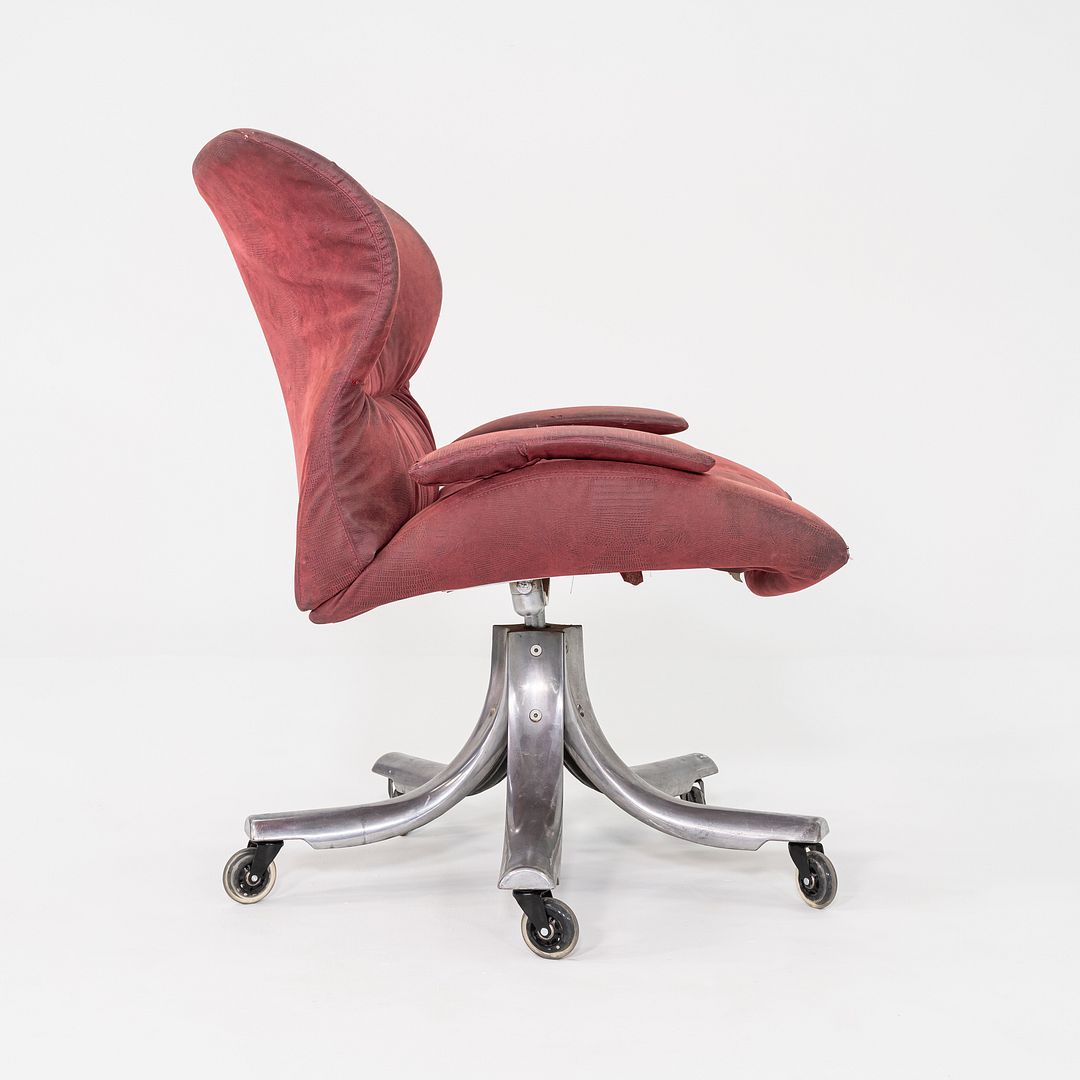Vela Swivel Office Chair