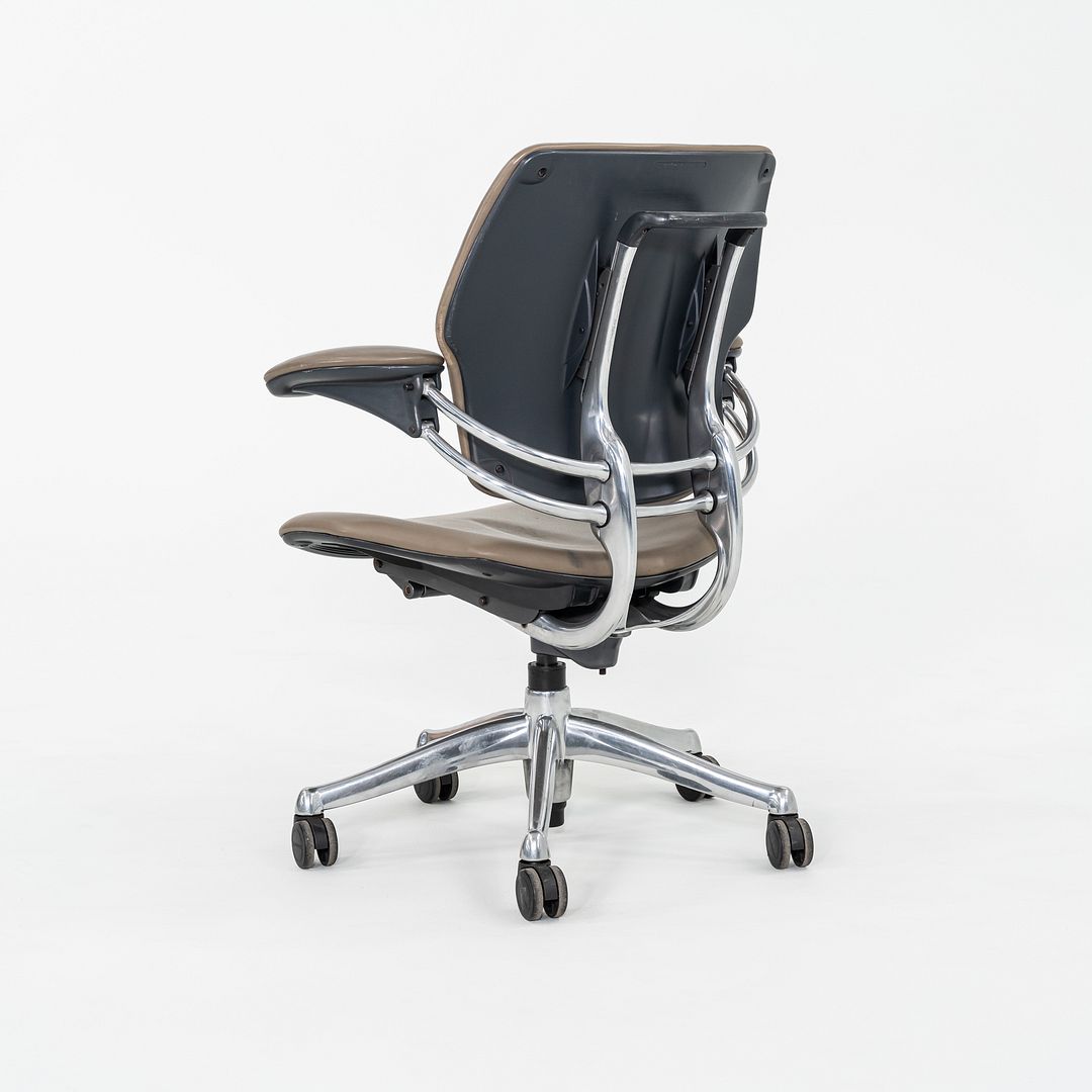 Freedom Task Desk Chair