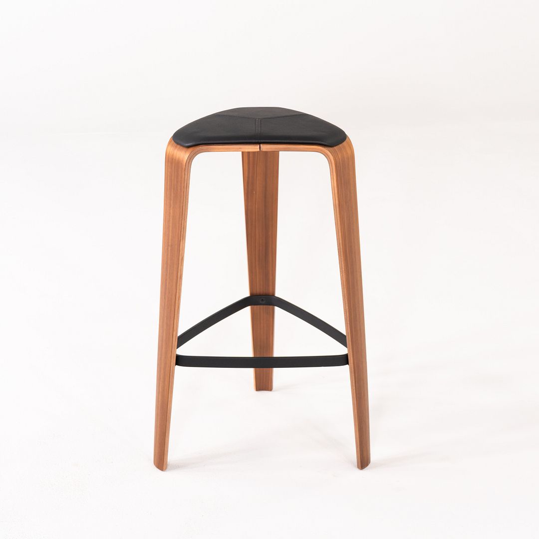Tre Bar Stool