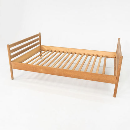Full Bed