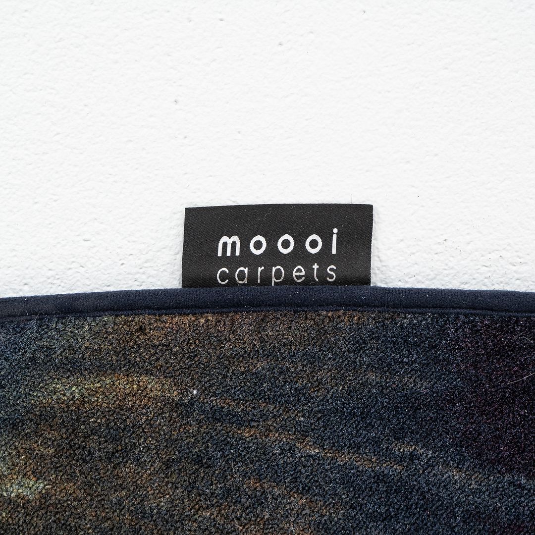 Mooon Rug