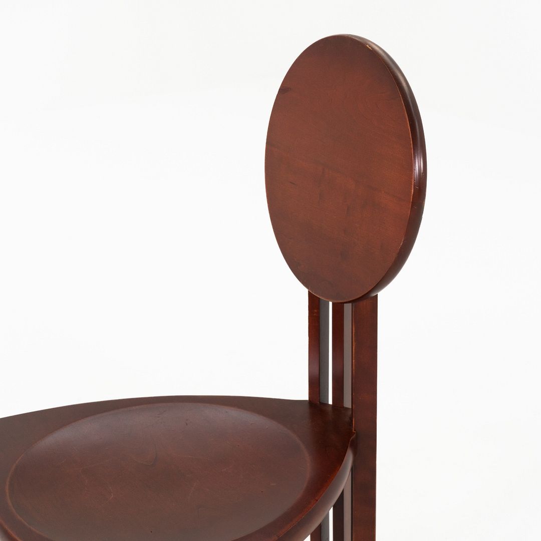 Circle-Back Chair