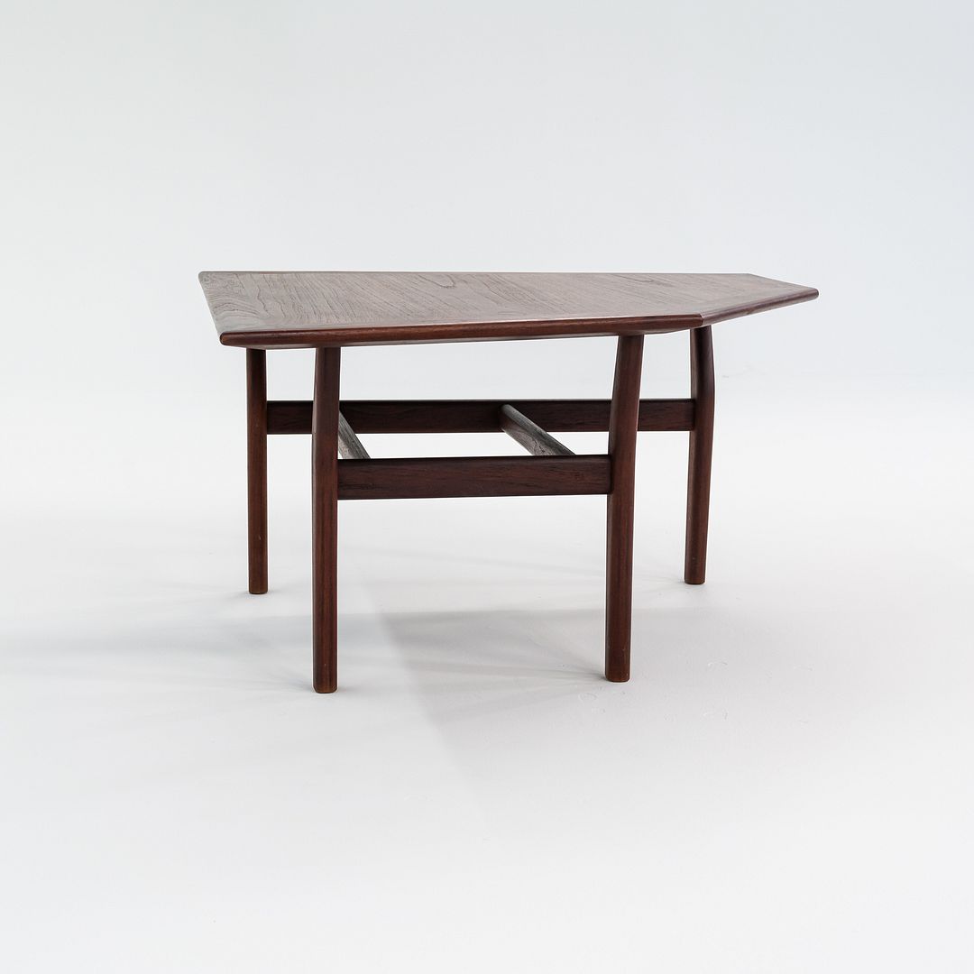 Corner Table Desk