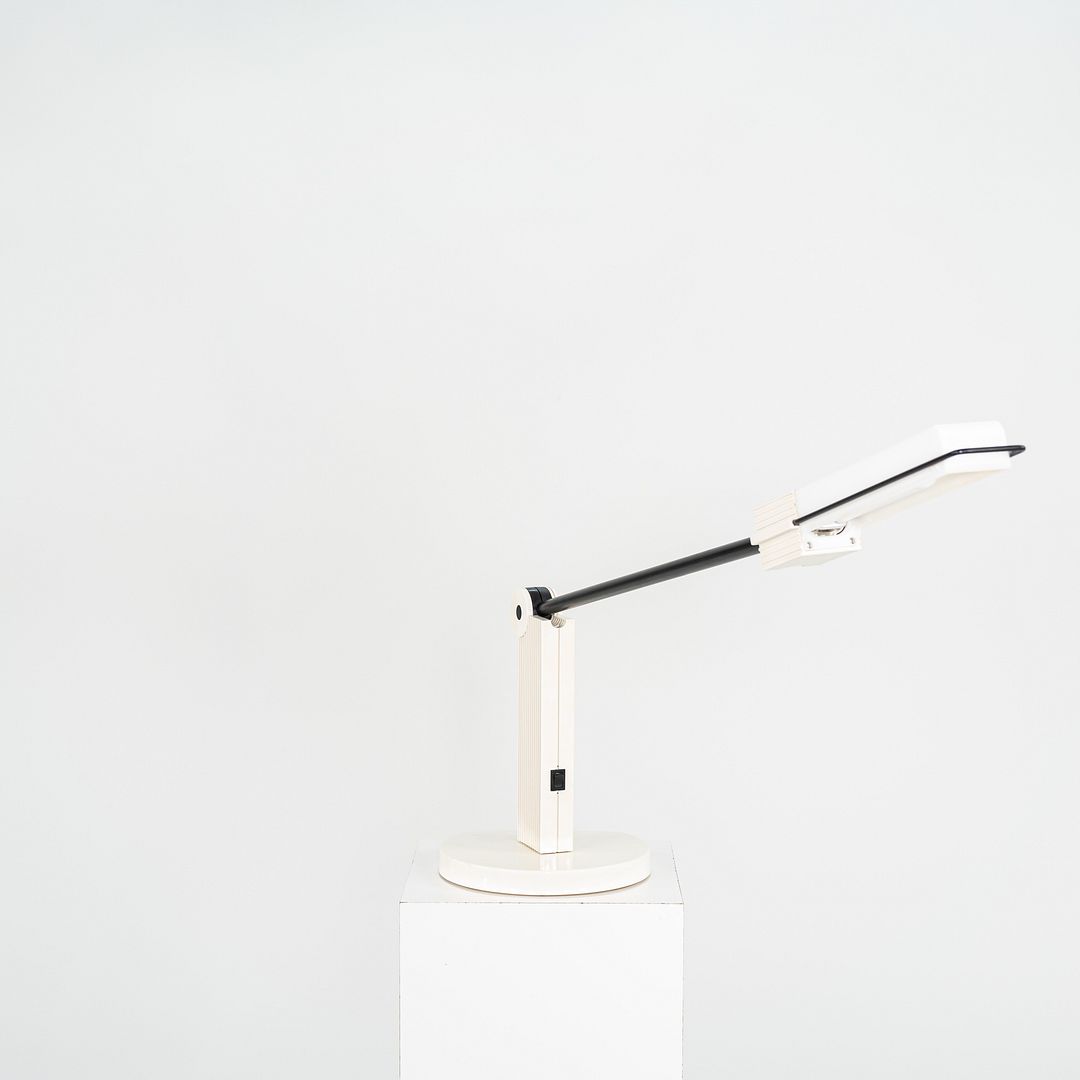 Alistro Lamp