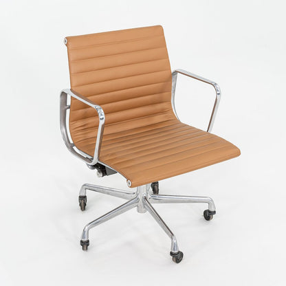 Aluminum Group Management Chair, Model EA335