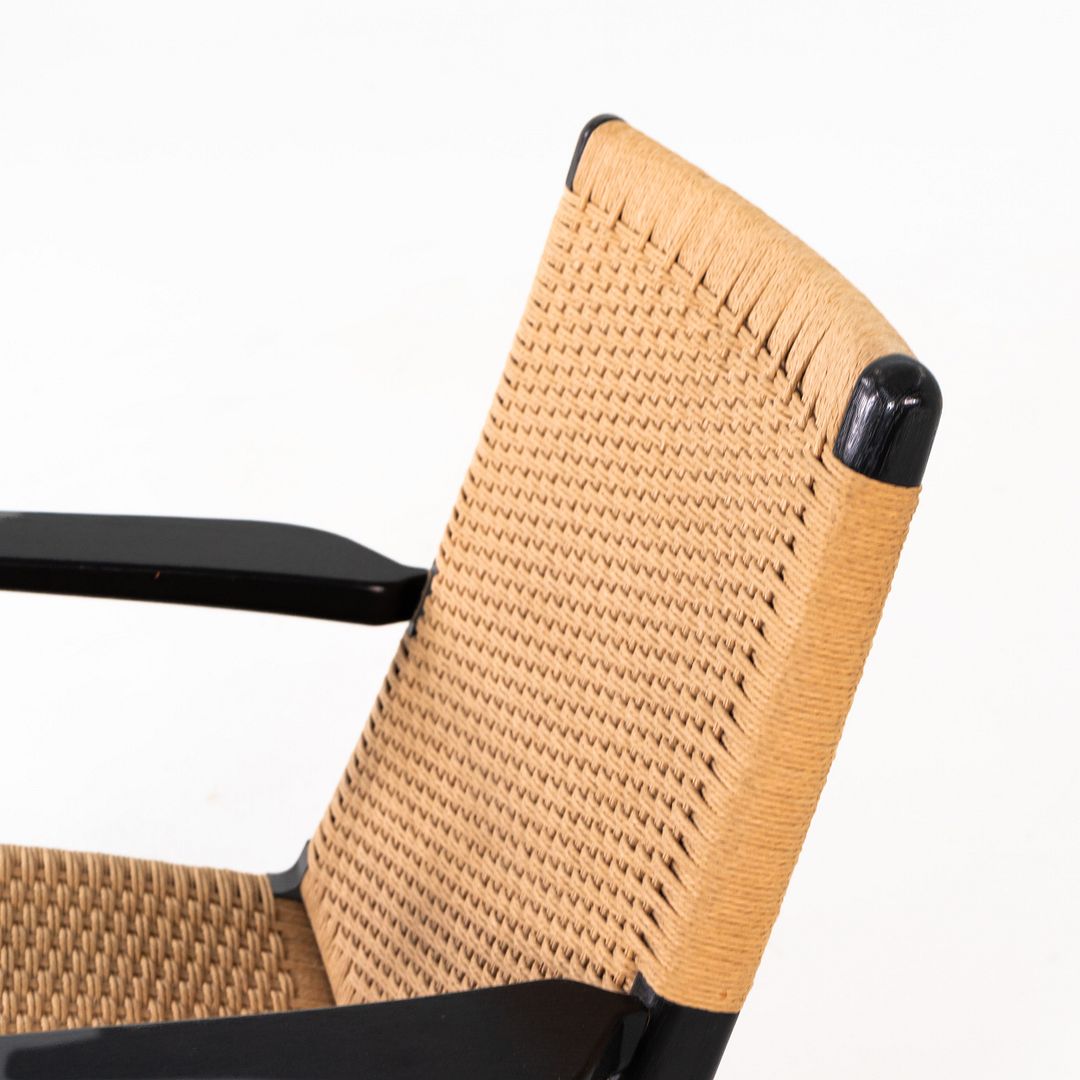 CH25 Lounge Chair
