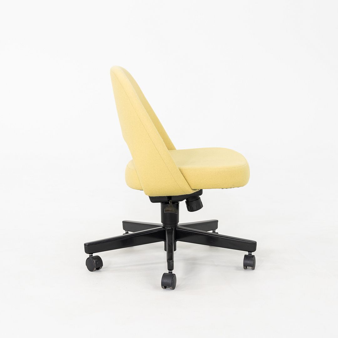 Saarinen Executive Armless Desk Chair