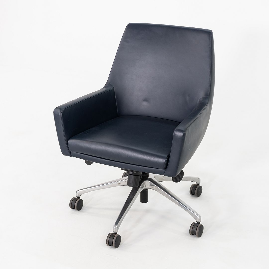 Cardan Conference Chair