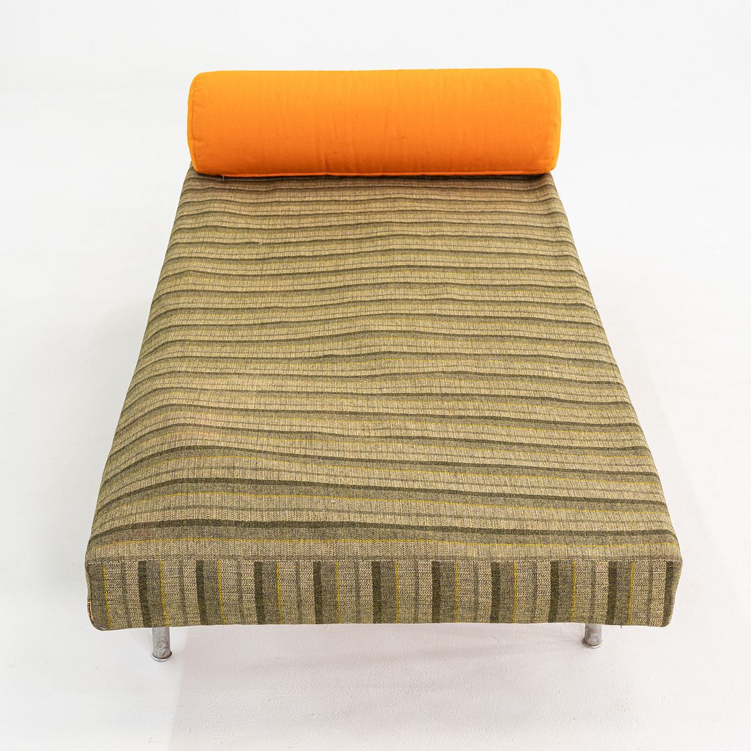 Model AP-36 daybed
