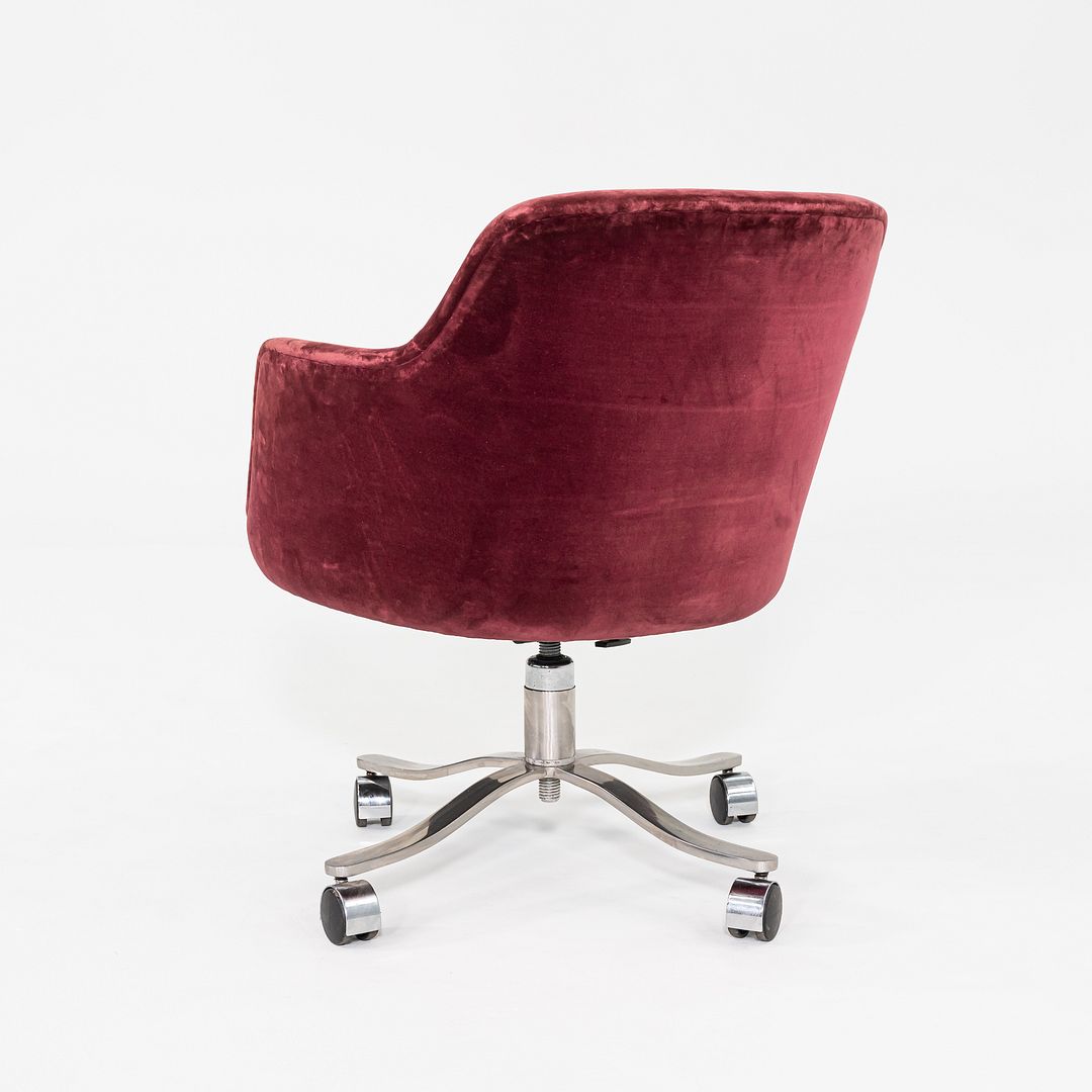 CH 6 Bucket Desk Chair