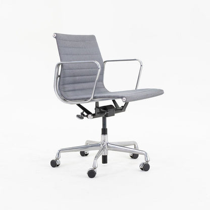Aluminum Group Management Desk Chair