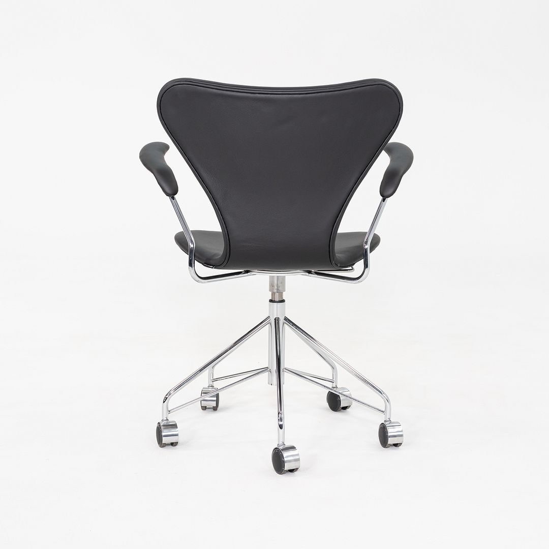 Series 7 Desk Chair