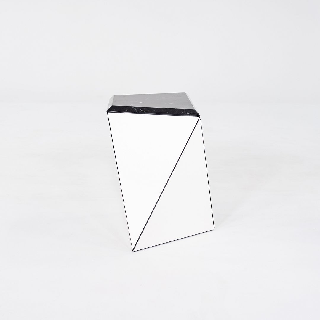 WL25 Washington Prism Side Table