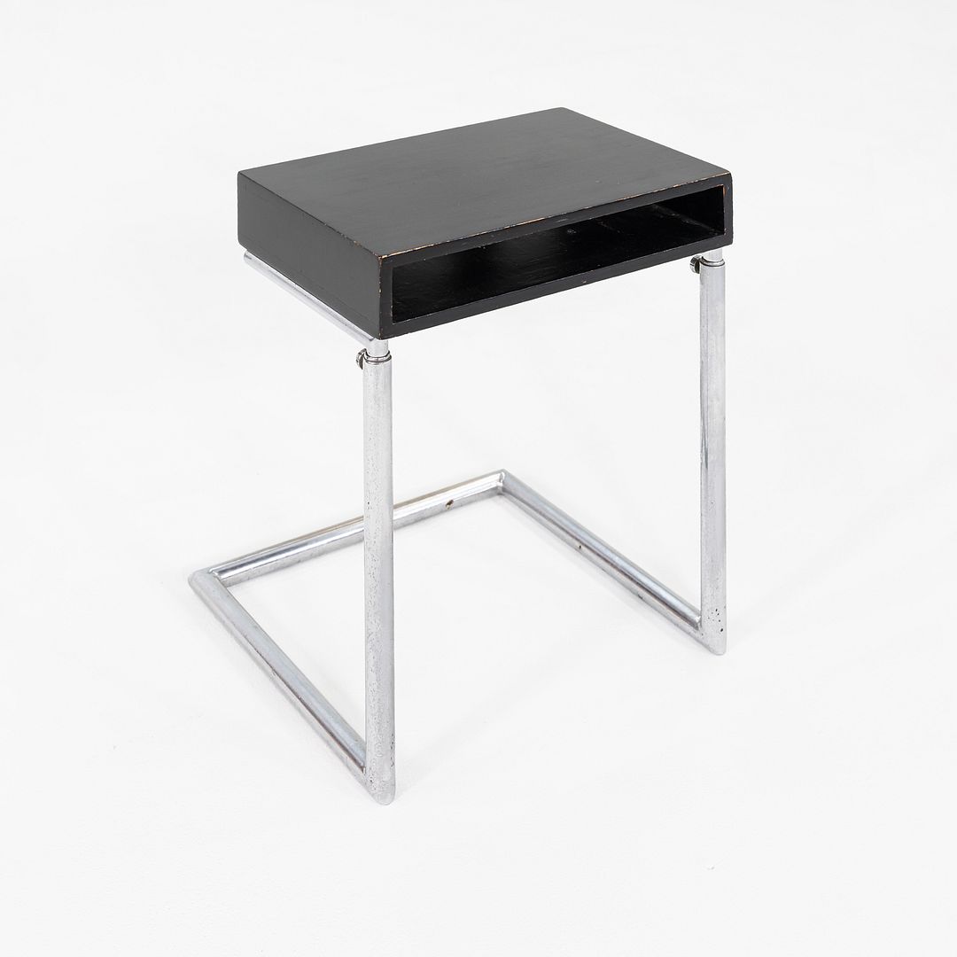 Bauhaus Side Table