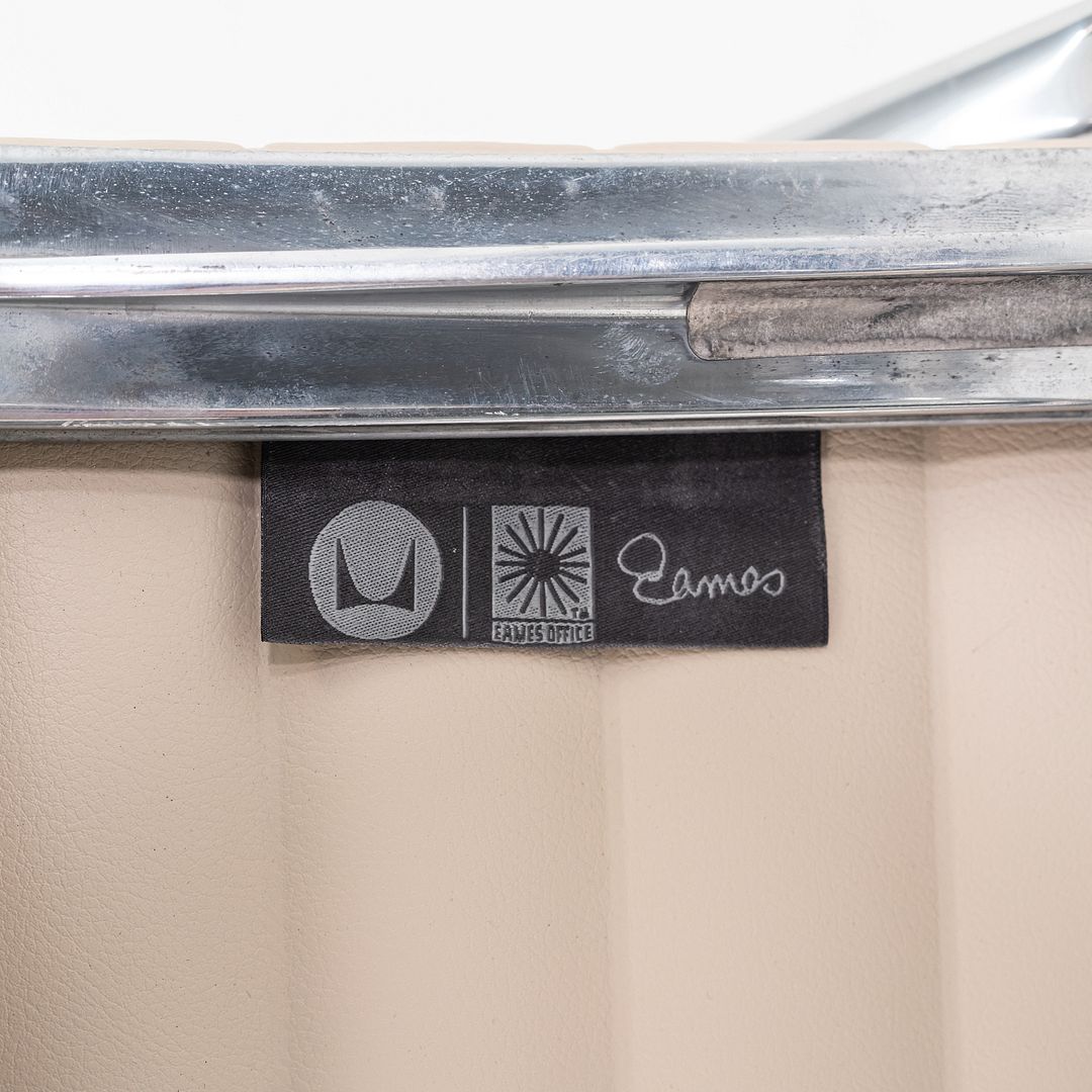Aluminum Group Management Desk Chair, Model EA335