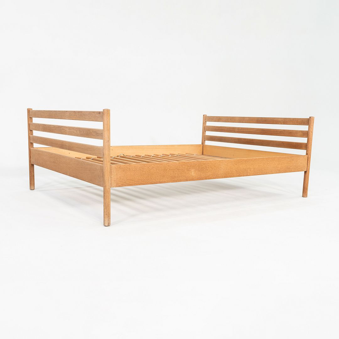 Full Bed