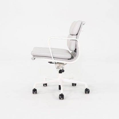 Soft Pad Management Desk Chair, EA435