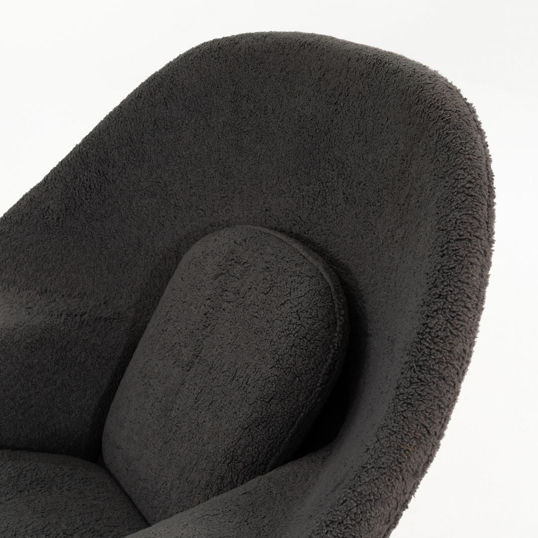Womb Lounge Chair, Model 70L