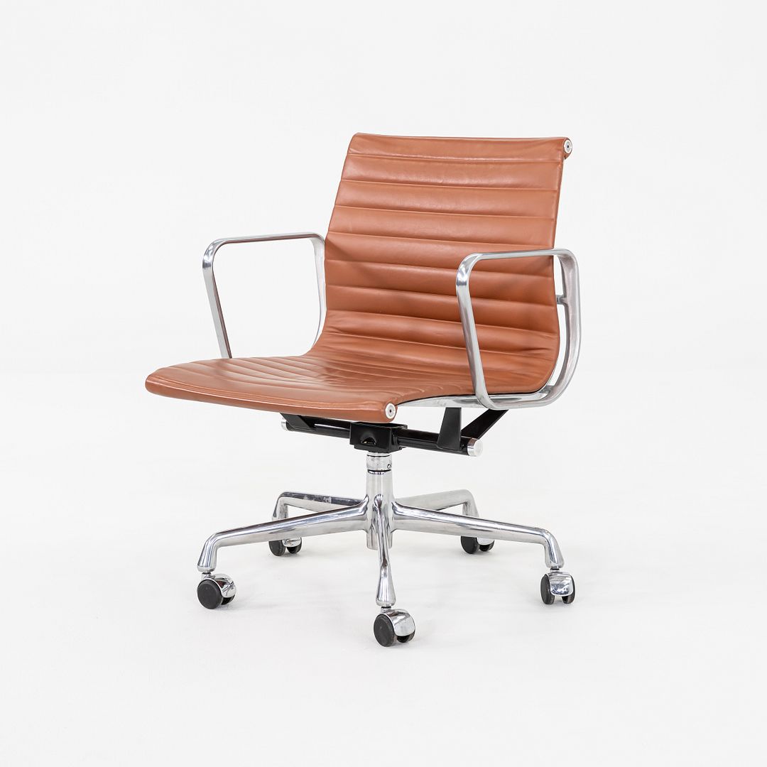 Aluminum Group Management Desk Chair, Model EA335