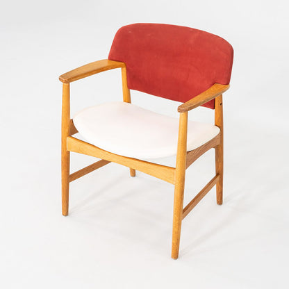 4205 Dining Arm Chair