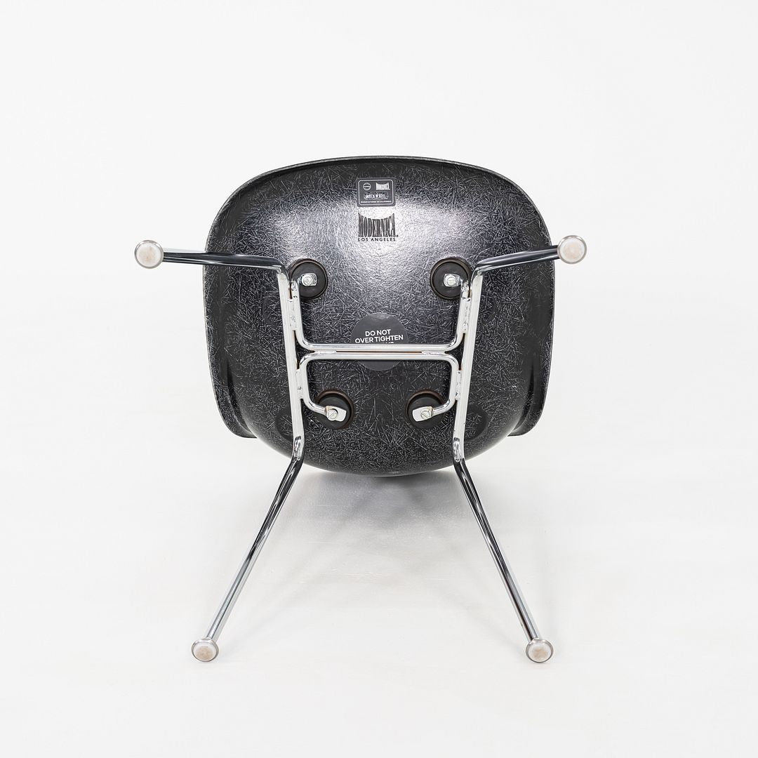 Shell Chair