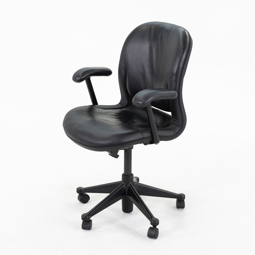 Equa Desk Chair