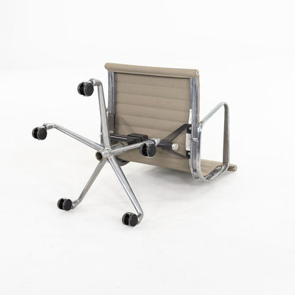 Aluminum Group Management Desk Chair, Model EA335