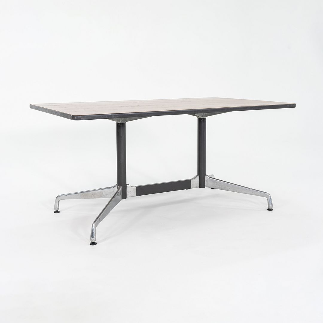 Segmented Conference Table, Model ET142