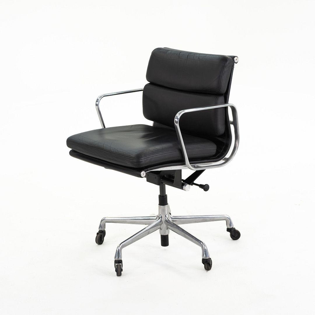 Soft Pad Management Desk Chair, EA435