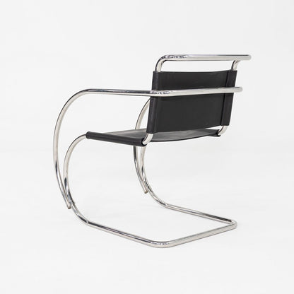 MR20 Arm Chair