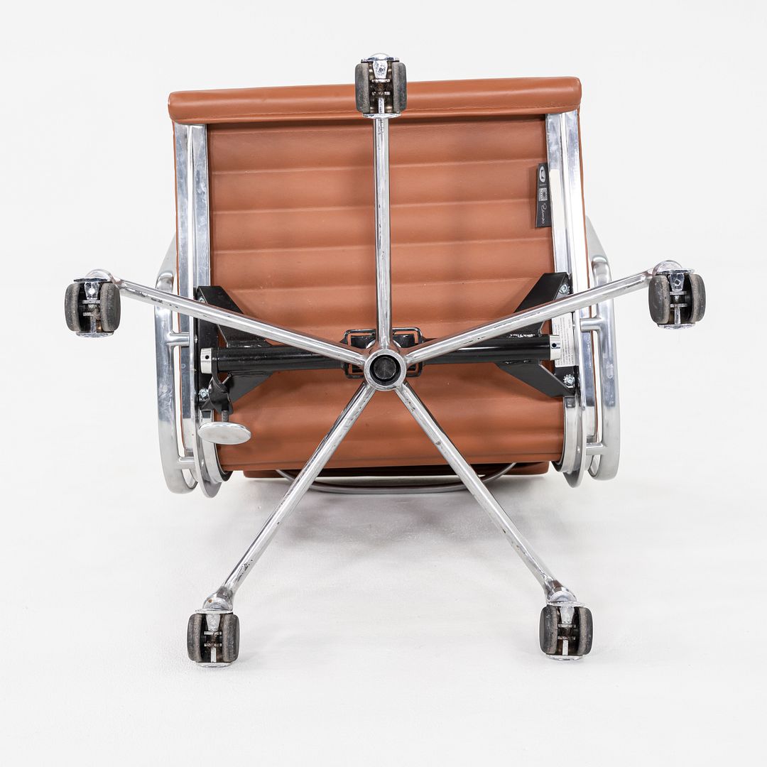 Aluminum Group Management Desk Chair, Model EA335