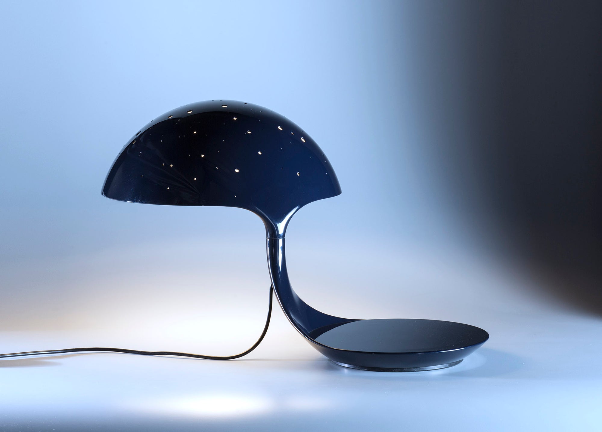 Cobra Table Lamp