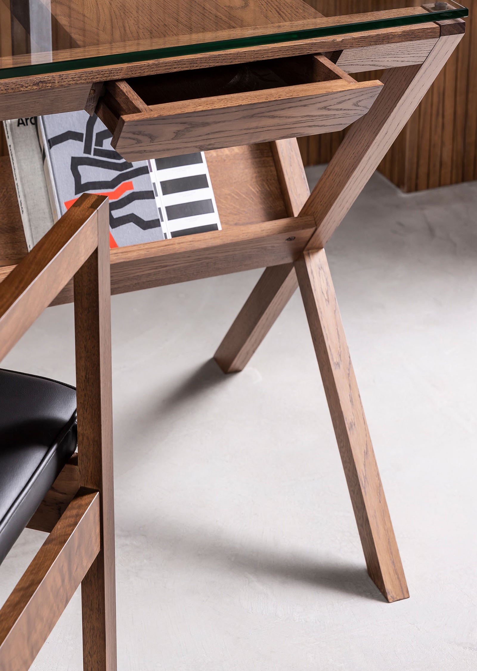 Covet Desk