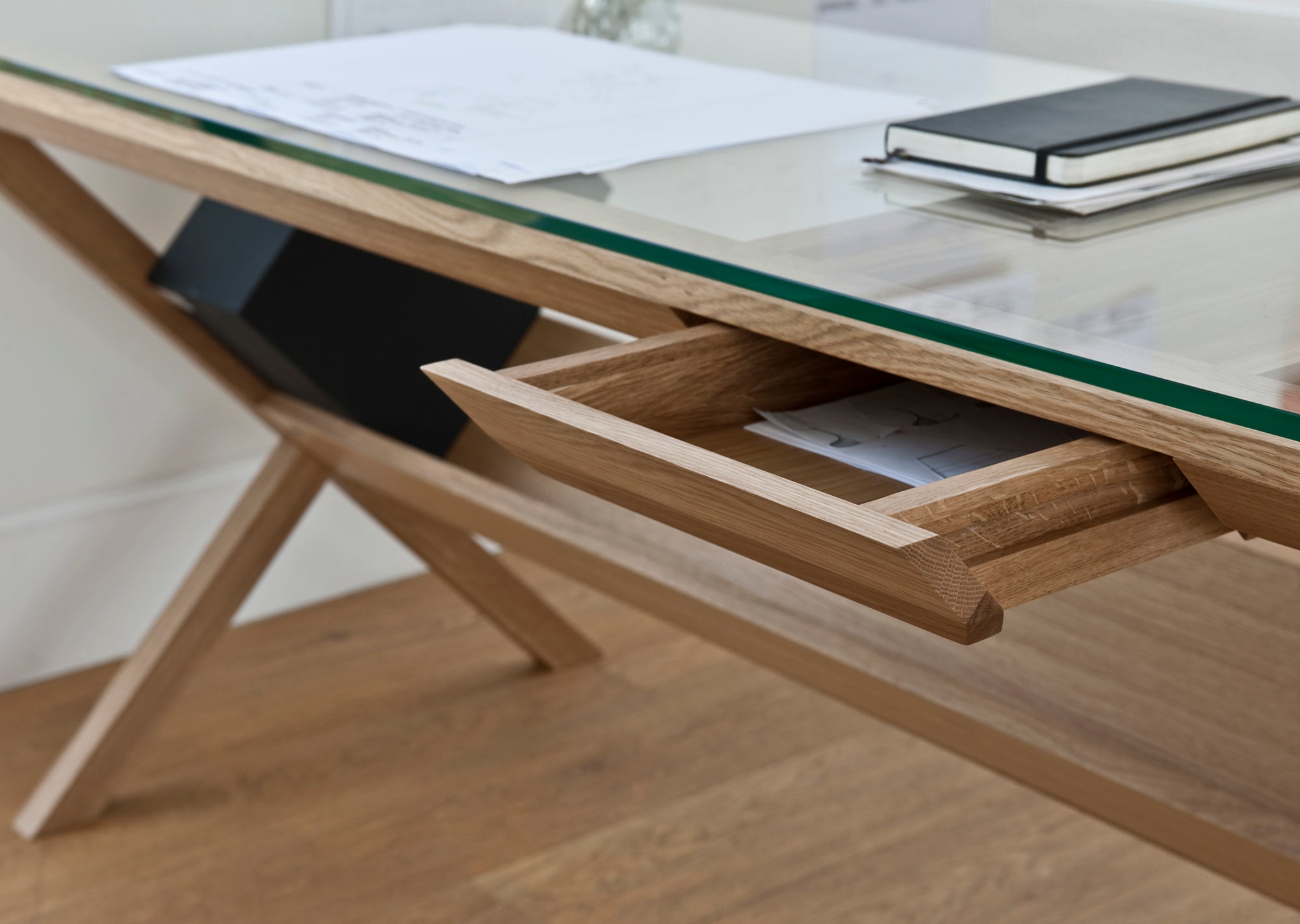 Covet Desk