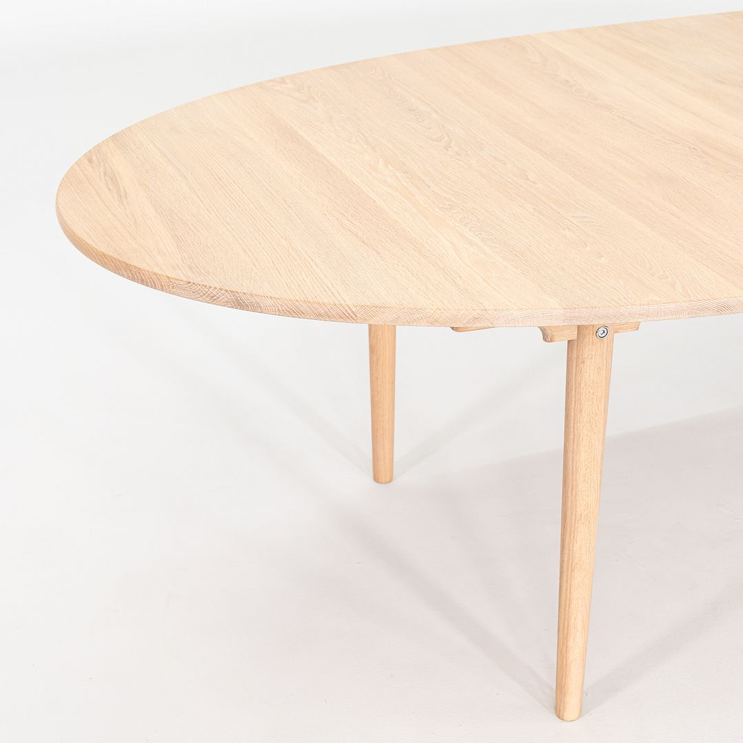 CH339 Dining Table