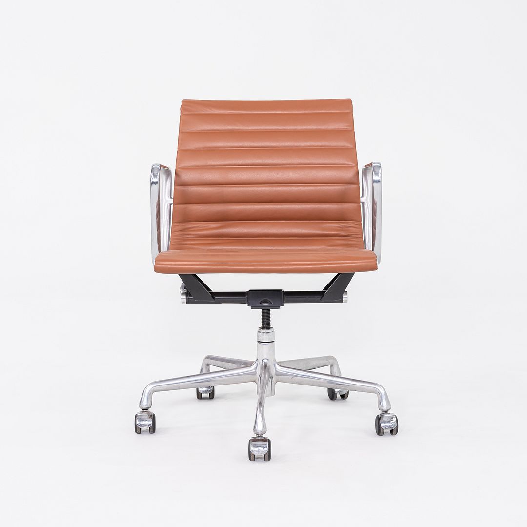 Aluminum Group Management Chair, Model EA335
