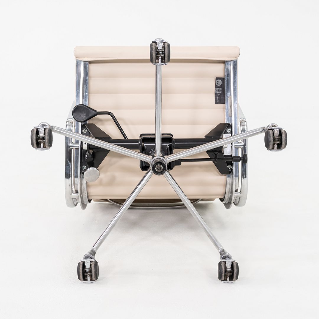 Aluminum Group Management Desk Chair, Model EA335