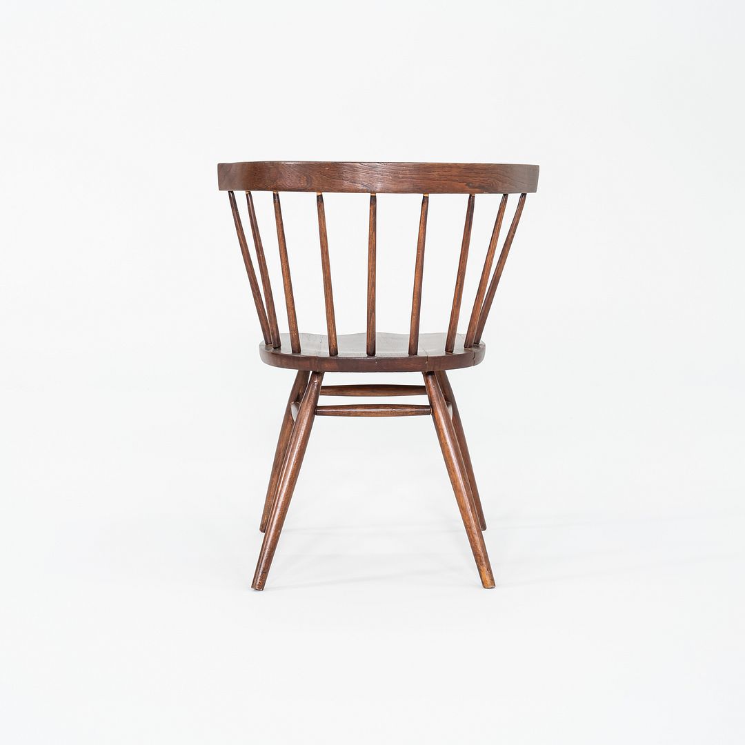 N19 Straight Chair