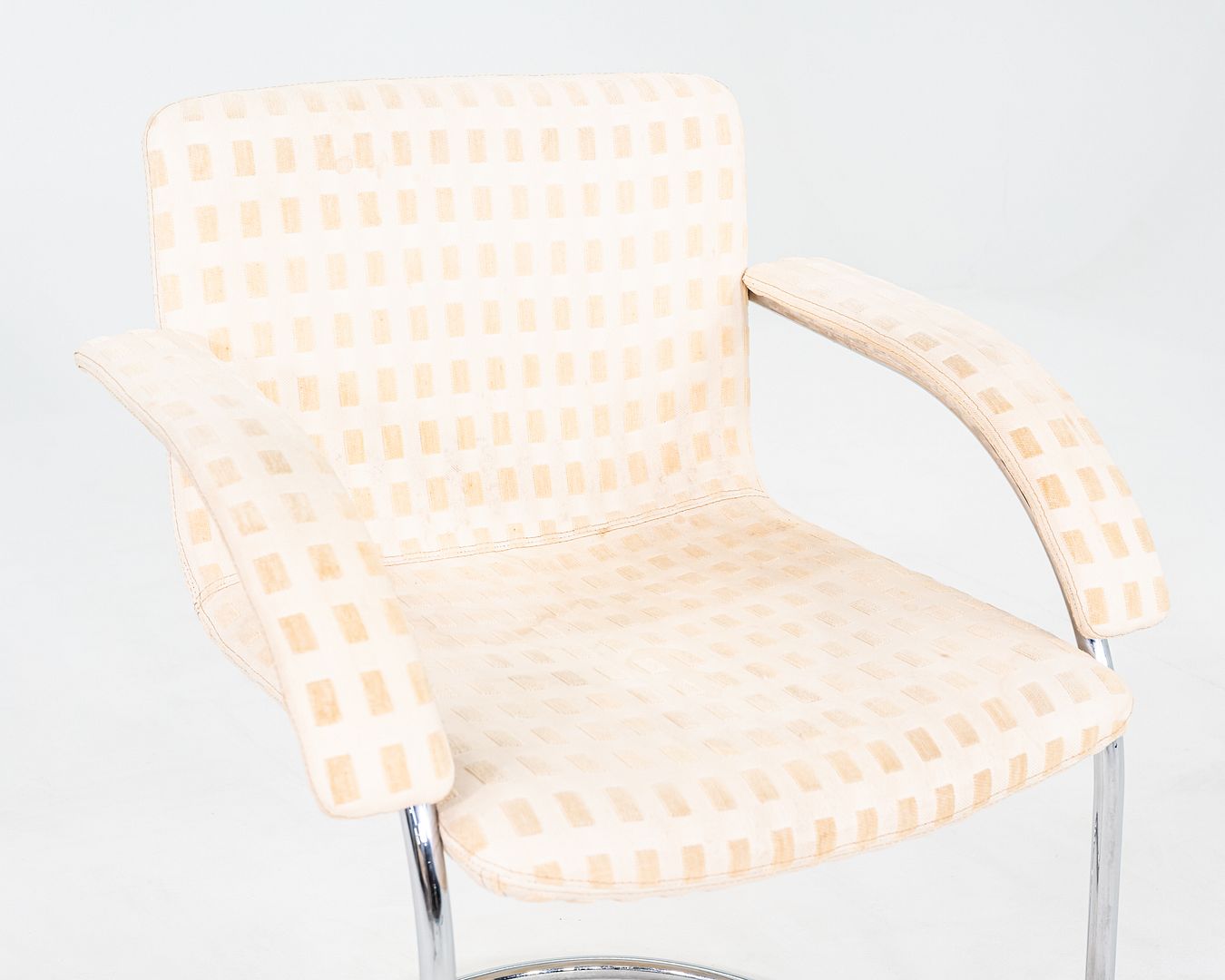 Lens Chair