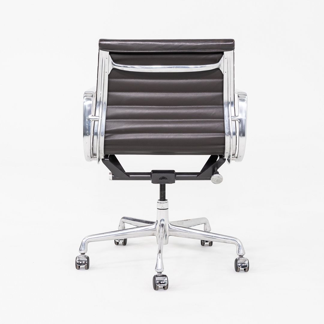 Aluminum Group Management Desk Chair, Model EA335