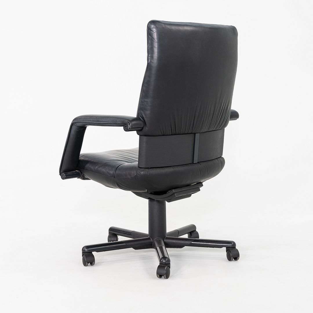 Figura Desk Chair