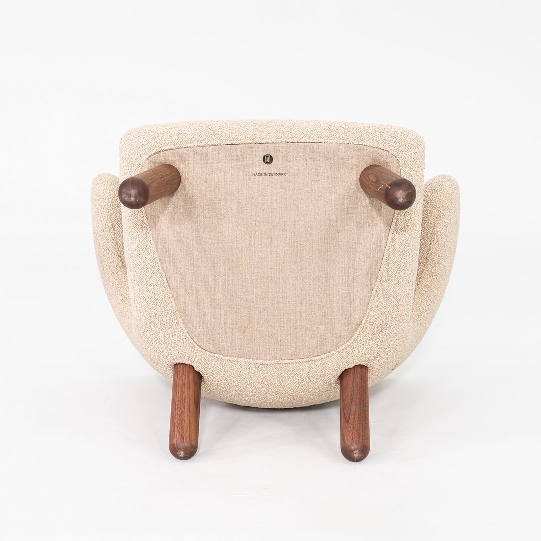 Pelican Lounge Chair