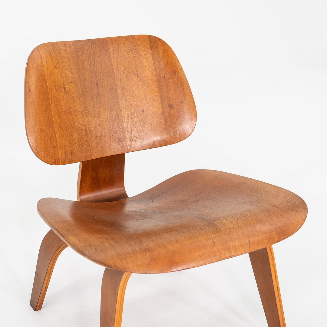 LCW Lounge Chair